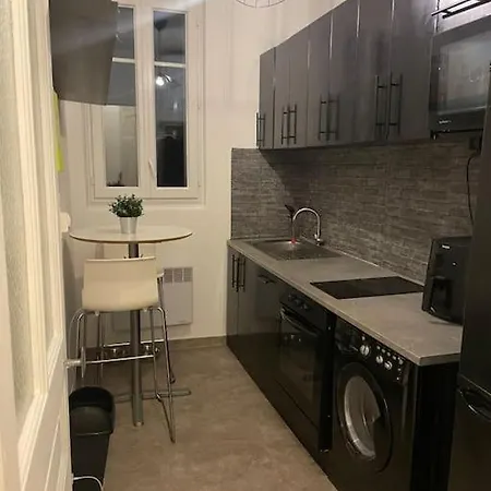 Luxury Modern Paris